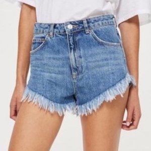 Top SHop Moto Kiri Denim shorts